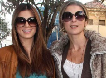 Σταματίνα Τσιμτσιλή: Η κοινή έξοδος με την αδερφή της που τράβηξε τα βλέμματα