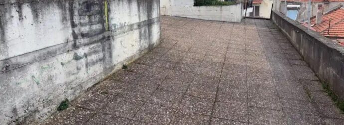 Βέροια: Ομολόγησε τον άγριο ξυλοδαρμό της 24χρονης ο νεαρός που προσήχθη – Παραμένει σε κρίσιμη κατάσταση το θύμα