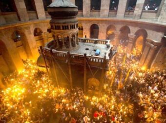 Αγωνία για το Άγιο Φως ενόψει Πάσχα – Πώς θα έρθει στην Ελλάδα εν μέσω πολέμου