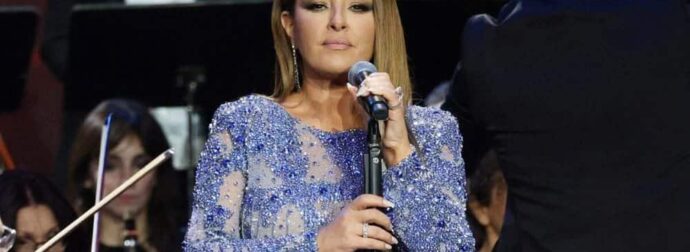 Έλενα Παπαρίζου: «Δεν βρίσκομαι στο νοσοκομείο» – Η αλήθεια για την υγεία της – Το αποκάλυψε η ίδια  