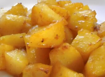 Το μυστικό των σεφ για να φτιάξετε τις πιο νόστιμες πατάτες φούρνου