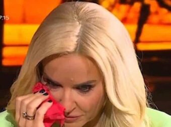 Μαρία Μπεκατώρου: «Λύγισε» για τον πατέρα της – «Χάρηκα που με είδε επιτυχημένη, πριν φύγει από τη ζωή»