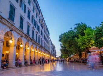 Η μεγαλύτερη πλατεία των Βαλκανίων είναι ελληνική – Σε ποια περιοχή βρίσκεται