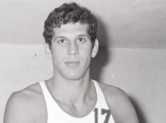 Θρήνος στο ελληνικό μπάσκετ – Πέθανε ο θρυλικός Βασίλης Γκούμας