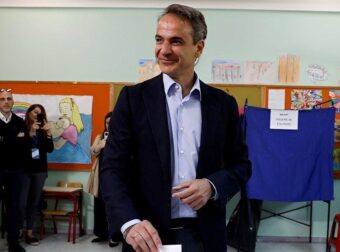 Δημοσκόπηση: Συμφωνείτε με τη διενέργεια πρόωρων εκλογών;