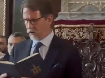 Ο Παύλος ντε Γκρες διάβασε το «Πάτερ Ημών» στο Άγιο Όρος