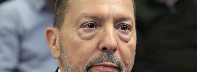 Γιάννης Στουρνάρας: «Τεράστιο λάθος το ενδεχόμενο πρόωρων εκλογών»