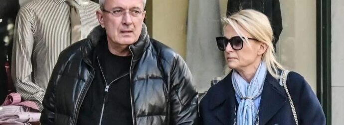 Νίκος Χατζηνικολάου: Σπάνια βόλτα με τη σύζυγό του, Κρίστη Τσολακάκη πιασμένοι χέρι-χέρι