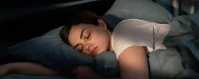 Waking Up Between 3 am and 5 am? Here’s What It Means