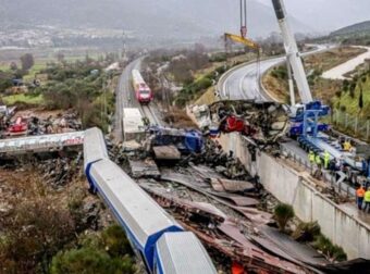 Απόφαση – «καταπέλτης» για τα Τέμπη: Ευθύνες του δημοσίου για την τραγωδία και αποζημιώσεις σε συγγενείς θυμάτων