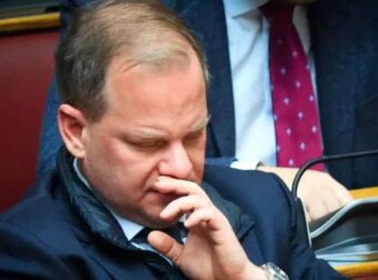 Δύσκολες ώρες για τον Κώστα Αχ. Καραμανλή – Μόλις μαθεύτηκαν τα άσχημα μαντάτα