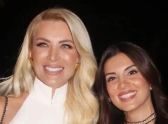 Σταματίνα Τσιμτσιλή: Επισκέφθηκε την Κατερίνα Καινούργιου στο μαιευτήριο λίγες ώρες μετά τη γέννηση της κόρης της 