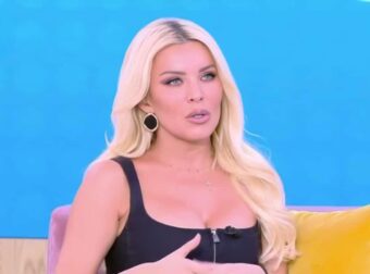 «Δεν είχε δραστηριότητα το μωρό και αυτό μας οδήγησε να κάνουμε ειδικές εξετάσεις»: Η απόφαση της Καινούργιου, λίγες ώρες μετά τη γέννα που συγκινεί