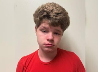 Φpίκη – 14χρονος βiασε την 91χρονη γειτόνισσά του – Καταδικάστηκε σε 25 χρόνια φυλάκισης