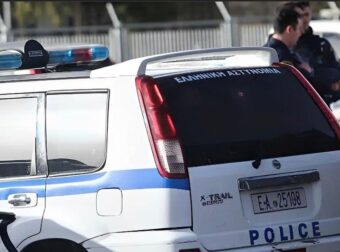 Πώς δρούσε το κύκλωμα των εφοριακών που εμπλέκονται και στελέχη της ΑΑΔΕ – Οι «μπλούζες», τα «43 μέτρα» και «οι ξένοι»