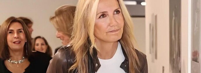 Παραδίδει μαθήματα ανοιξιάτικου στυλ η Μαρέβα Μητσοτάκη: Με το πιο δημοφιλές παντελόνι της εποχής