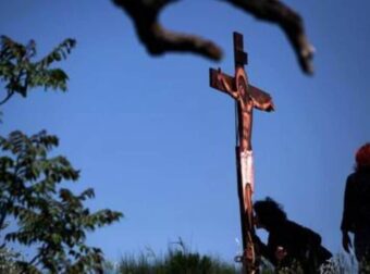 Μεγάλη Πέμπτη: Απόψε βράδυ, μην κοιμηθείς, Απόψε γίνονται θαύματα – Απόψε αλλάζουνε ζωές