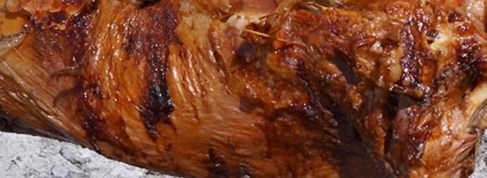 Αρνί στη σούβλα: Αυτό είναι το κομμάτι «βόμβα» που πρέπει να μην τρώει κανένας – Αν το τρως σταμάτα αμέσως