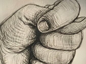 Η κρυφή ιστορία πίσω από αυτή την απλή χειρονομία