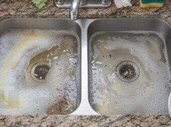 Κόλπο για να ξεβουλώσετε τον νεροχύτη της κουζίνας