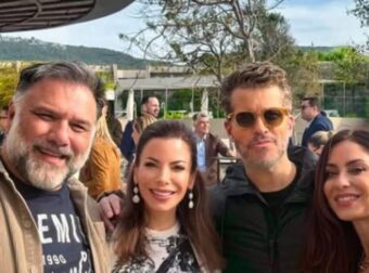 Χάρης και Αντελίνα Βαρθακούρη: Το Πάσχα στη Μεσσηνία με τον Γρηγόρη Αρναούτογλου και τη Νάνσυ Αντωνίου