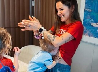 Εριέττα Κούρκουλου: Οι φωτογραφίες από το Πάσχα στην Κέρκυρα με τα παιδιά της