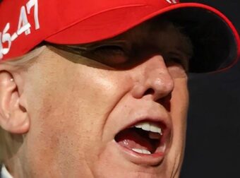 Τραμπ: «Θα καταστραφεί αμέσως όποιο πλοίο του Ιράν προσεγγίσει τα Στενά του Ορμούζ»