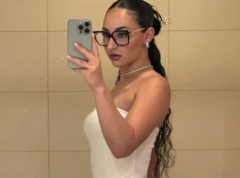 Αγνώριστη η Κλαυδία: Ανάρπαστες οι φωτογραφίες της με μαγιό και χωρίς γυαλιά