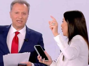 Η Αφροδίτη Λατινοπούλου χαρακτήρισε την Ζωή Κωνσταντοπούλου «Ελένη Λουκά της πολιτικής» και την μιμήθηκε on air