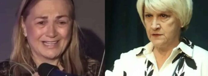 Καίτη Κωνσταντίνου: «Λύγισε» η αδελφή της σε εκδήλωση για τον ένα χρόνο από το θάνατό της – «Δεν άντεχα να τη βλέπω στην οθόνη»