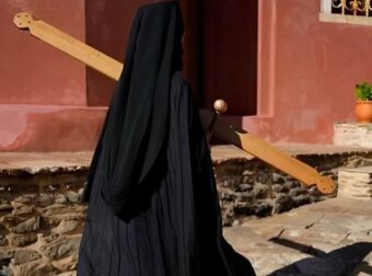 Άγιο Όρος: Νεκρός μοναχός σε τροχαίο μετά τη λιτανεία της εικόνας της Παναγίας «Άξιον Εστί»