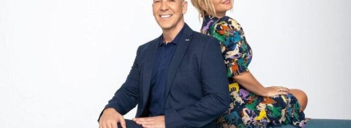 O όρος που τους έπεισε να αφήσουν την ΕΡΤ: Έτσι «έκλεψε» ο ΣΚΑΪ τη Νάνσυ Ζαμπέτογλου και τον Θανάση Αναγνωστόπουλο