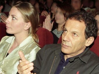 Όταν ο Ξαρχάκος τα είχε 8 χρόνια με την Καρύδη… και 7 ακόμη ζευγάρια διάσημων Ελλήνων που σήμερα δεν θυμάται κανείς