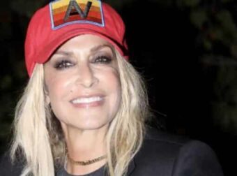 Άννα Βίσση: Η φωτογραφία από τις διακοπές της στο νησί Μπόρα Μπόρα