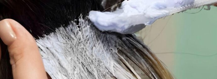 Το πιο κολακευτικό χρώμα μαλλιών που αψηφά την ηλικία και θα κυριαρχήσει σύμφωνα με κομμωτές