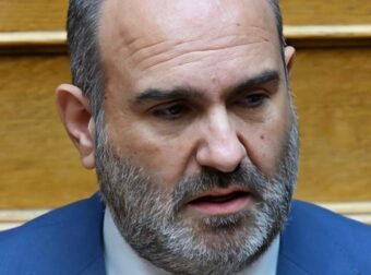 Δημήτρης Μαρκόπουλος: «Ανυπόστατες οι φήμες περί μη ύπαρξης πανεπιστημιακού πτυχίου»