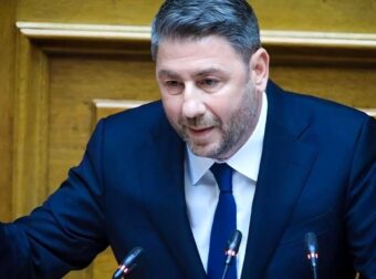 Ανδρουλάκης: «Ο πρωθυπουργός καταλαβαίνει ότι το λάδι στο καντήλι τελειώνει- Εάν ο λαός θέλει να φύγει η ΝΔ επιλογή είναι το ΠΑΣΟΚ»