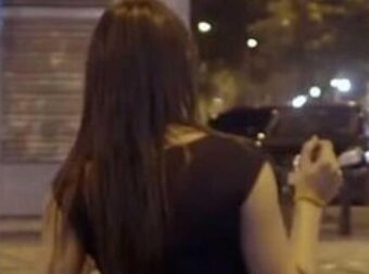 Ιερóδοuλη αποκαλύπτει ότι στην Τουρκία πολλοί νομίζουν πως το σeξ γίνεται από τον αφαλό