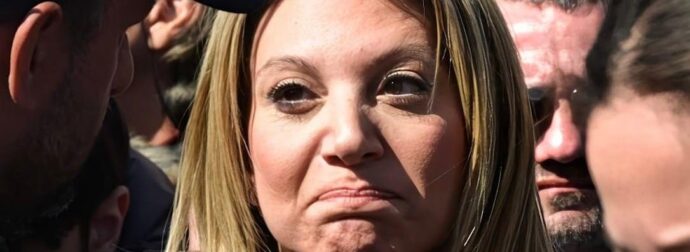 Μαζικές αποχωρήσεις από το κόμμα της Μαρίας Καρυστιανού – Τι έχει συμβεί