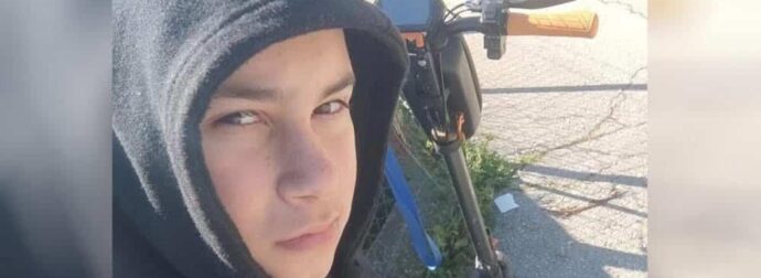 Ηλεία: Συγκλονίζει η γιαγιά του 13χρονου που σκοτώθηκε σε τροχαίο με πατίνι – «Χάσαμε το παιδάκι μας, ήταν η κακιά η ώρα»