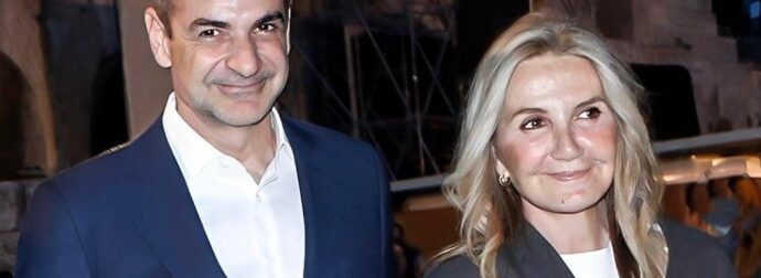 Η Μαρέβα Γκραμπόφσκι-Μητσοτάκη έφτιαξε μαγιάτικο στεφάνι: «Ο Μάιος να είναι καλύτερος από τον Απρίλιο»