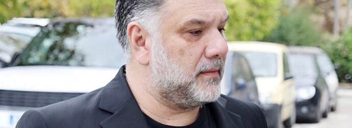 Συγκινεί ο Γρηγόρης Αρναούτογλου για την απώλεια του: «Δεν πρόλαβα να τον αποχαιρετήσω»