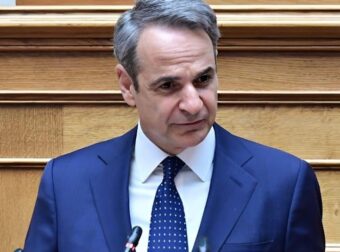 Μητσοτάκης: «Θα πρέπει να ιδρώσουμε όλοι τη φανέλα για να κερδίσουμε τρίτες συνεχόμενες εκλογές» 