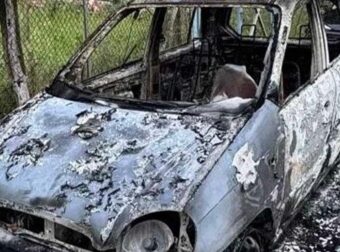 Έκαψαν αυτοκίνητο πολίτη που κατήγγειλε κακοποιήσεις ζώων – H τρίτη φορά που δέχεται ανάλογη επίθεση
