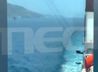 Πρωτοφανές περιστατικό στο Αιγαίο: Ελικόπτερο παρενόχλησε πλοίο της γραμμής – Ανησύχησαν εκατοντάδες επιβάτες