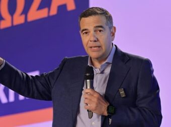 Αλέξης Τσίπρας: «Η κατάλληλη στιγμή είναι τώρα – Στόχος δεν είναι η αντιπολίτευση είναι η νίκη στις εκλογές»