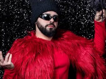 Τελικός Eurovision 2026: Τι ώρα εμφανίζεται ο Ακύλας