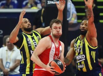 Ολυμπιακός – Φενέρμπαχτσε 79-61: Έτοιμος για 4ο τρόπαιο, πέρασε με θρίαμβο στον τελικό του Final Four της Euroleague