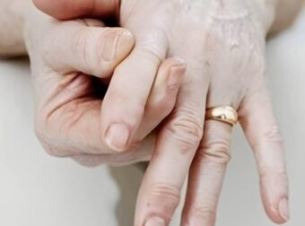 «Δεν το φανταζόμουν» – Τα σημάδια έλλειψης βιταμίνης D που αγνοούμε