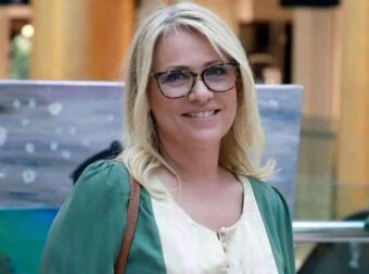 Μαριάννα Τουμασάτου: «Δεν ήταν η πρώτη φορά που παρουσίασα τον Αλέξη Τσίπρα, τώρα κάτι έγινε και εντυπωσιάστηκαν όλοι»
